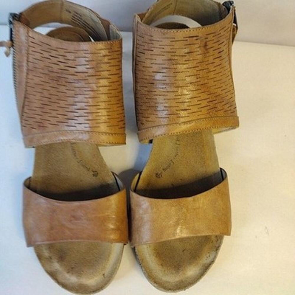 Sofft Sandals Womens Size 10 Brown Leather Strappy Block Heel Ankle Zip Comfort